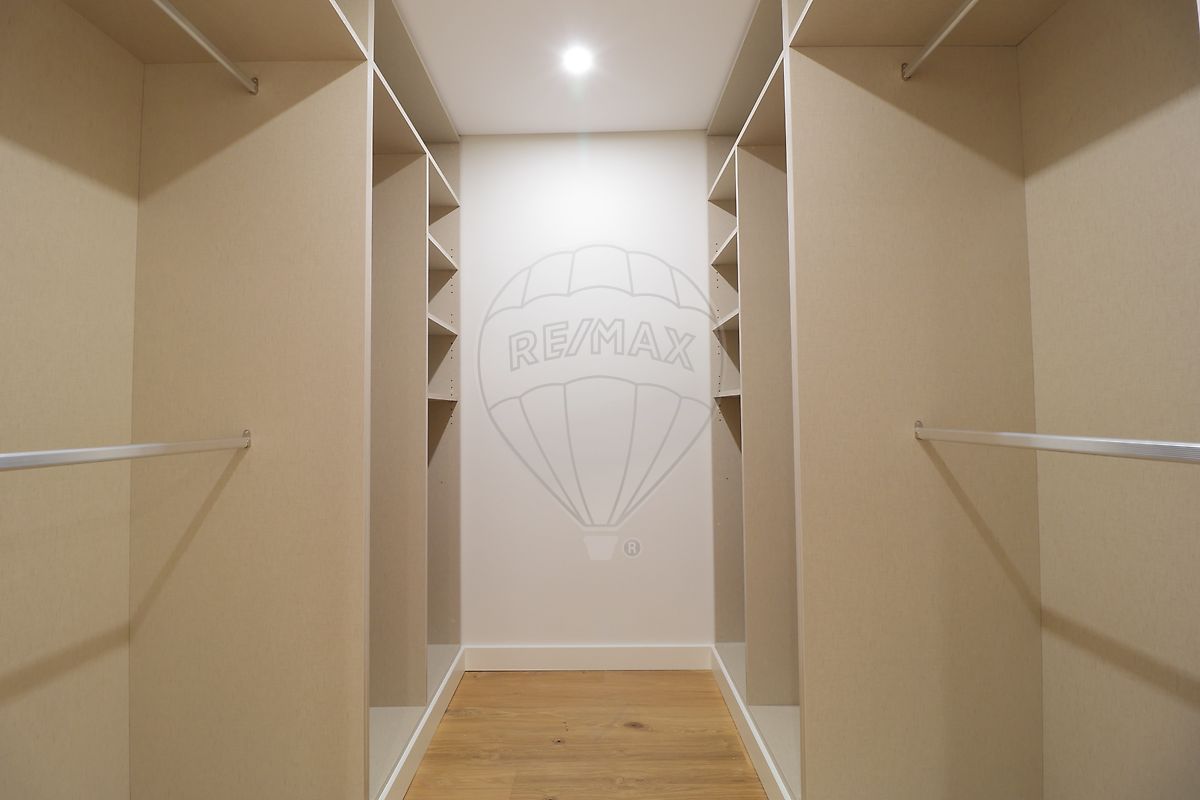 Apartamento T6 em Lumiar 27
