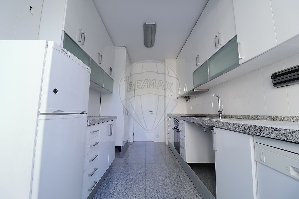 Apartamento T6 em Lumiar 5
