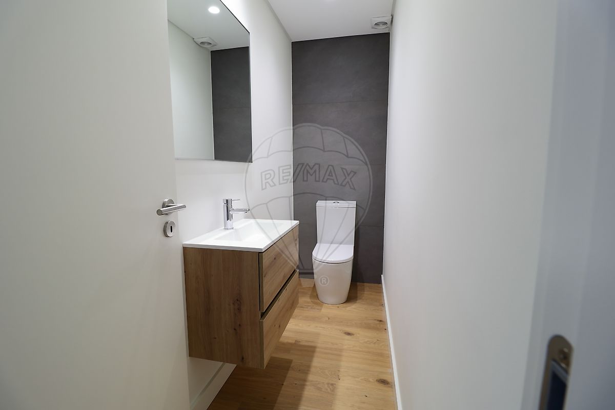 Apartamento T6 em Lumiar 10