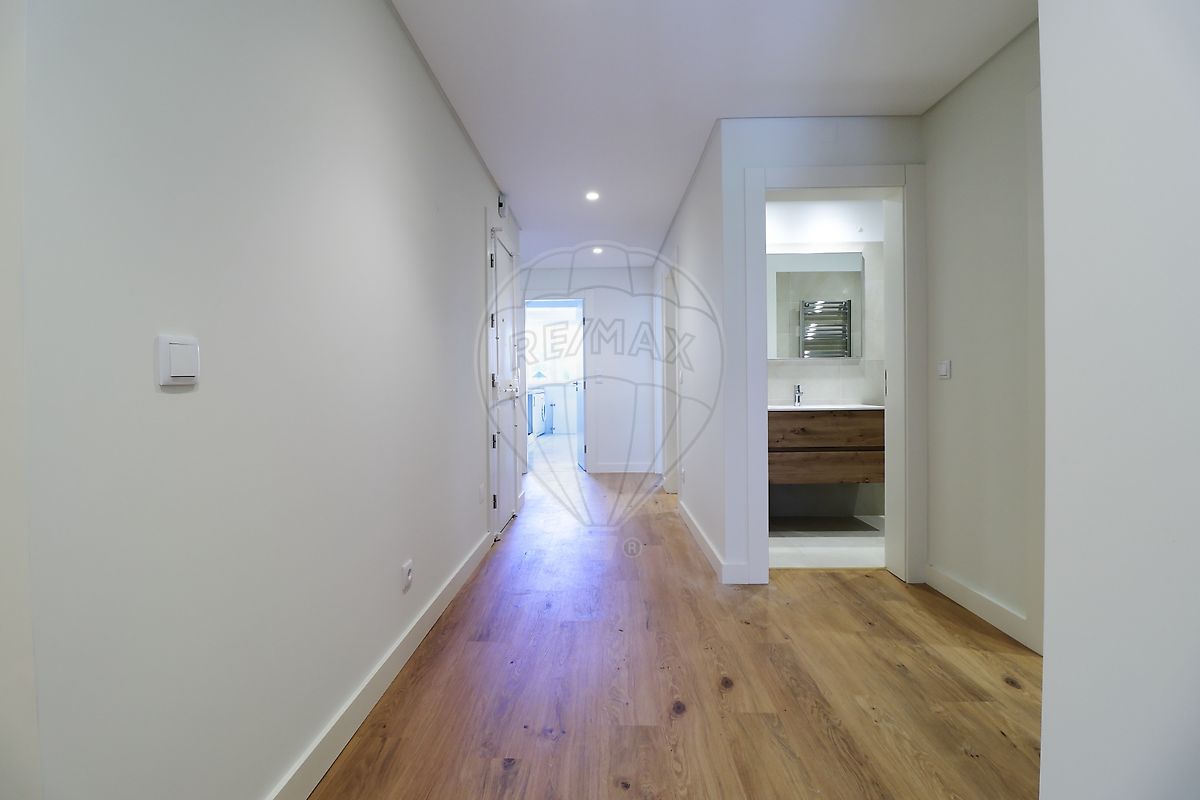 Apartamento T6 em Lumiar 18