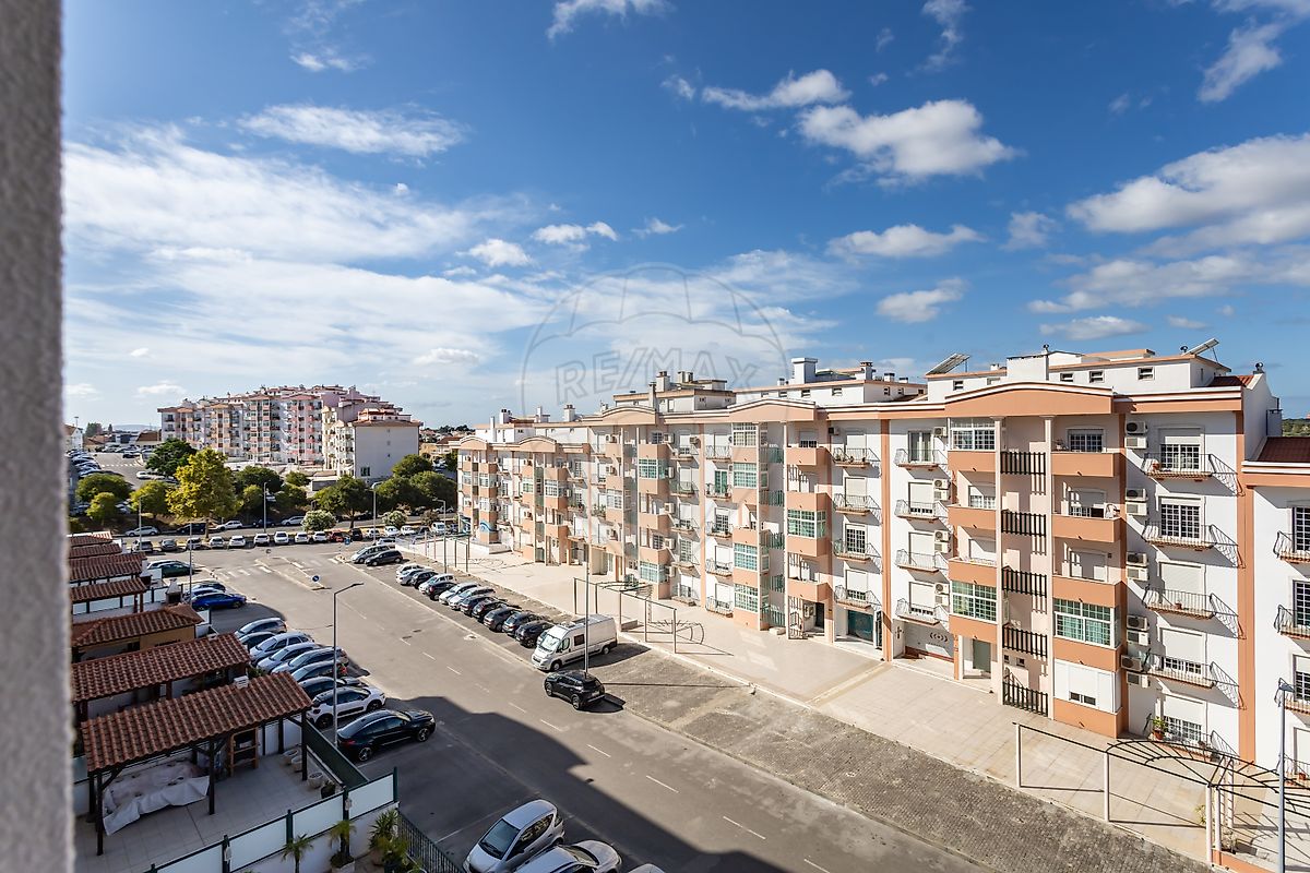 Apartamento T5 à venda em Amora, Seixal — foto 18