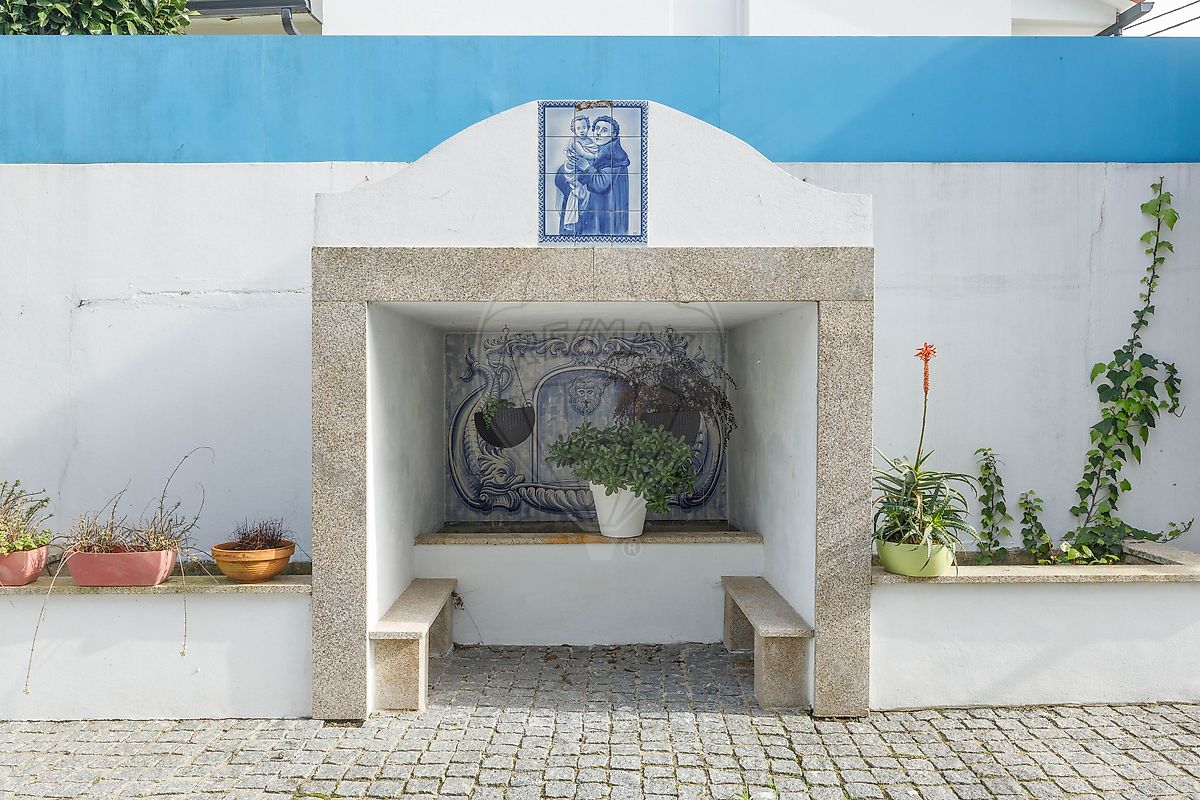 Moradia T6+ à venda em Santa Lucrécia de Algeriz e Navarra, Braga — foto 8
