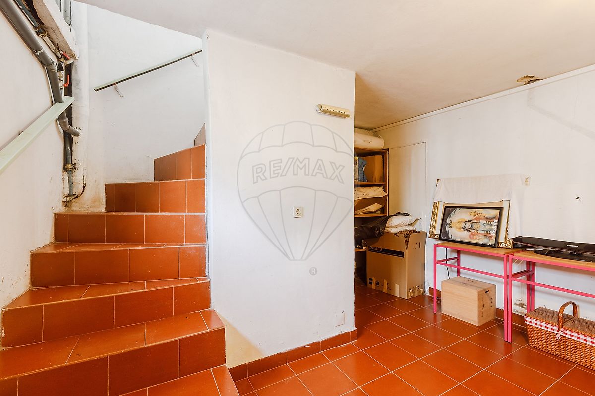 Moradia T6+ à venda em Santa Lucrécia de Algeriz e Navarra, Braga — foto 25