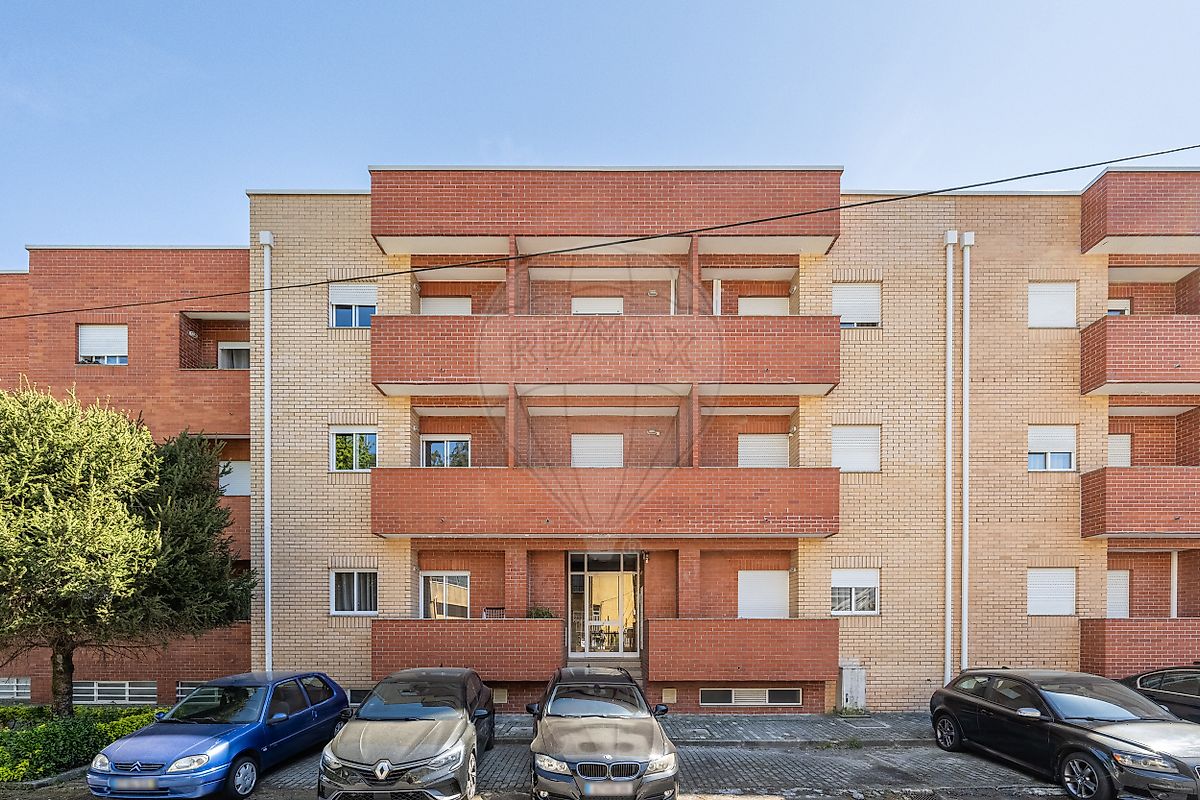 Apartamento T2 à venda em Vila Nova de Famalicão