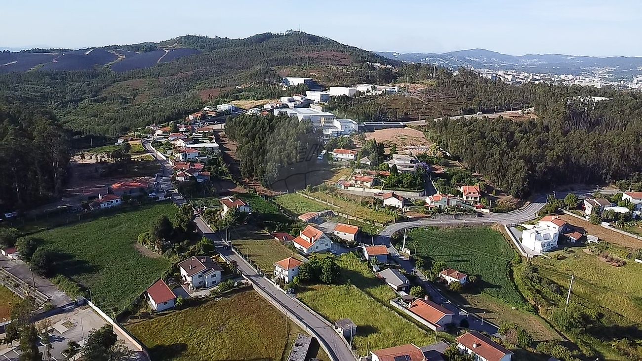 Terreno - Vilarinho das Cambas, Vila Nova de Famalicão, Braga