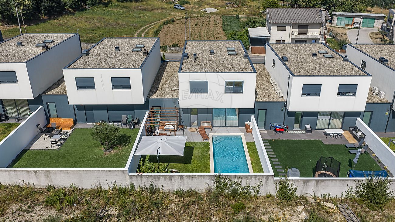Moradia T4 à venda em Arnoso (Santa Maria e Santa Eulália) e Sezures, Vila Nova de Famalicão — foto 8