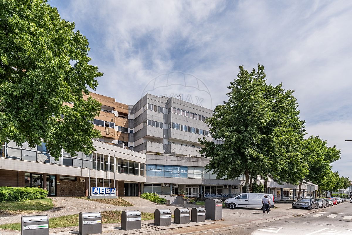 Apartamento T3 à venda em Trofa