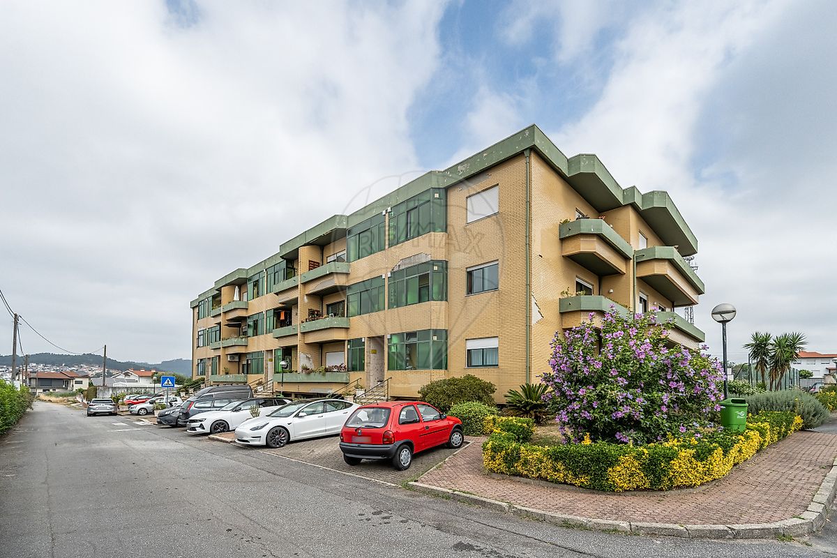 Apartamento - Esmeriz e Cabeçudos, Vila Nova de Famalicão, Braga