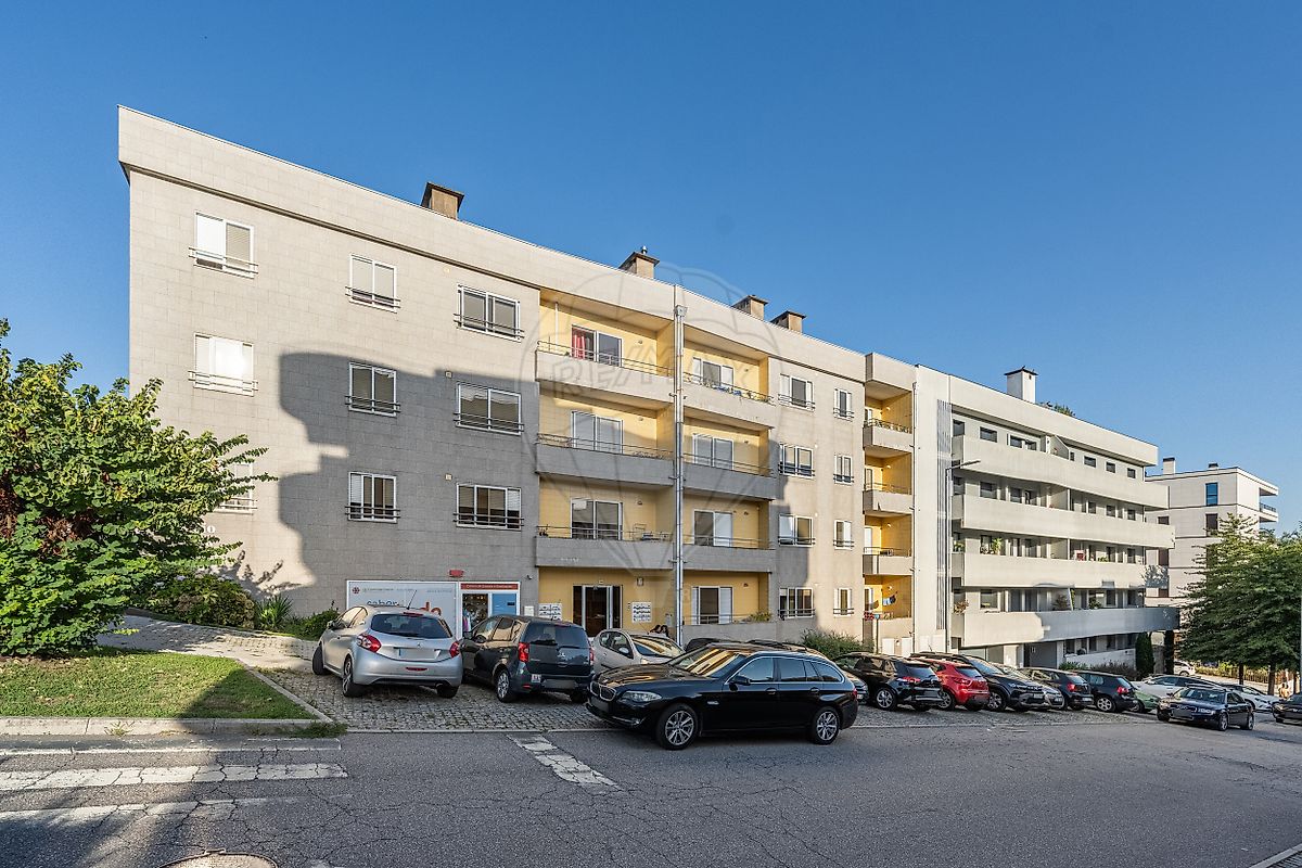 Apartamento T2 à venda em Vila Nova de Famalicão