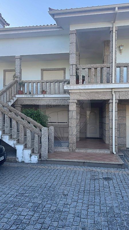 Apartamento T2 à venda em Vila Nova de Famalicão