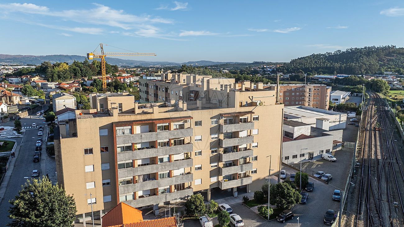 Apartamento T4 à venda em Vila Nova de Famalicão