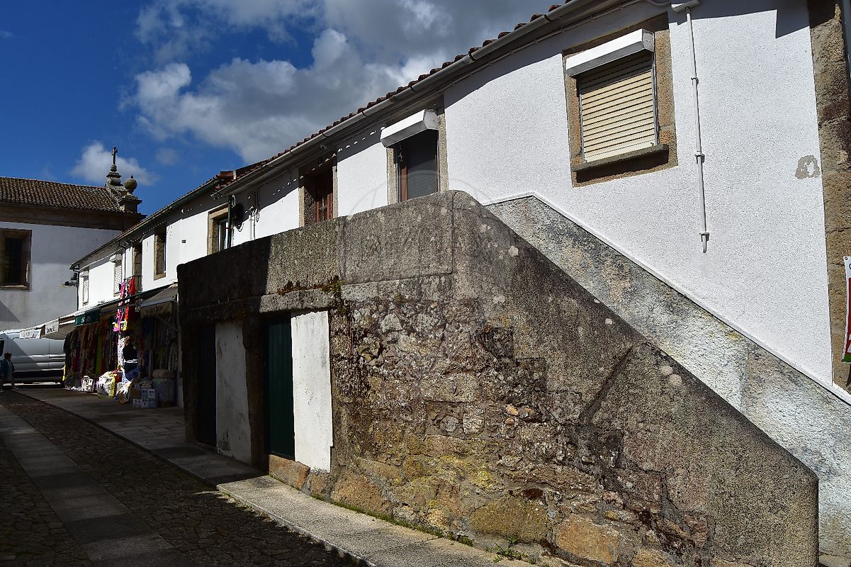Prédio  à venda em Valença