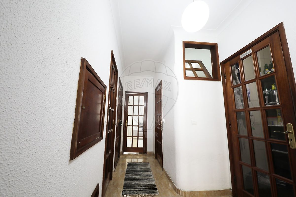 listing 126561051-3 picture-0