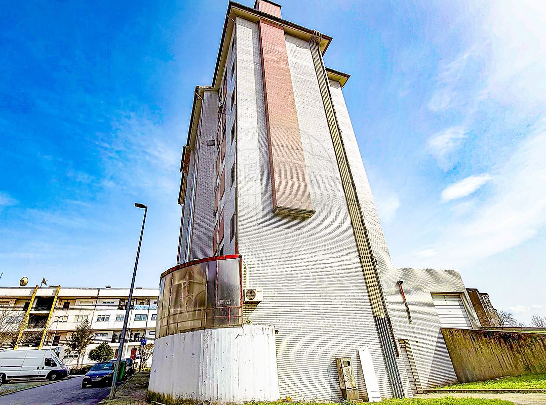 Apartamento T2 à venda em Porto