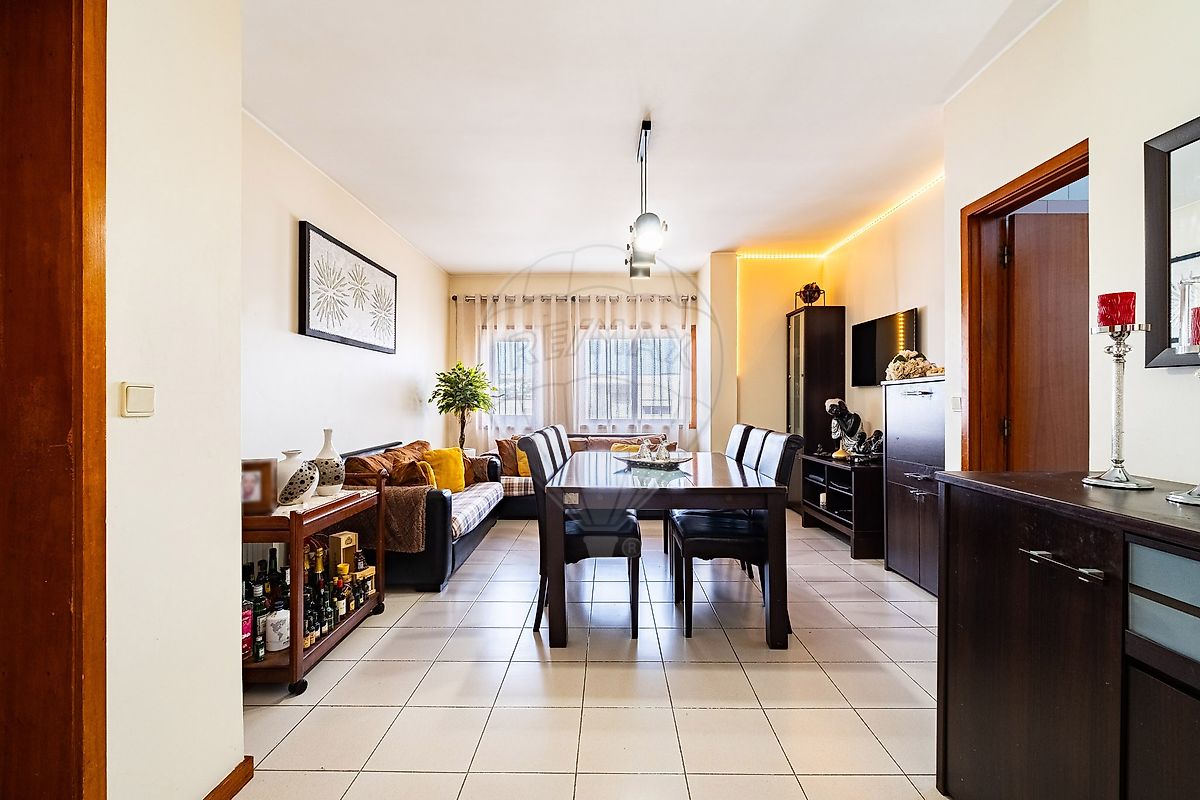 Apartamento T3 à venda em Porto