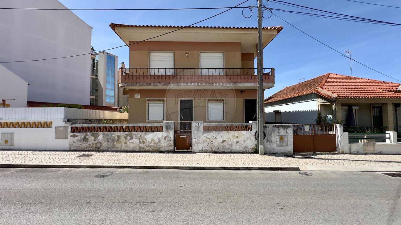 Moradia T4 para venda