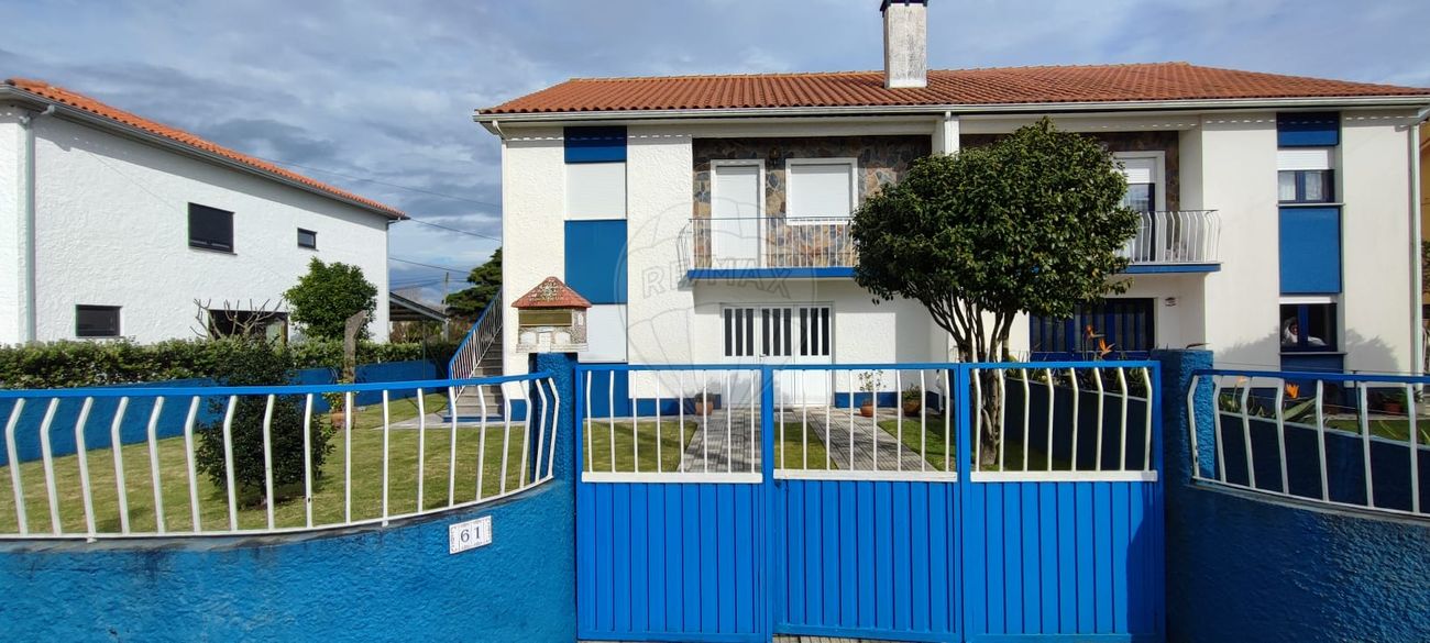 Moradia T4 para venda