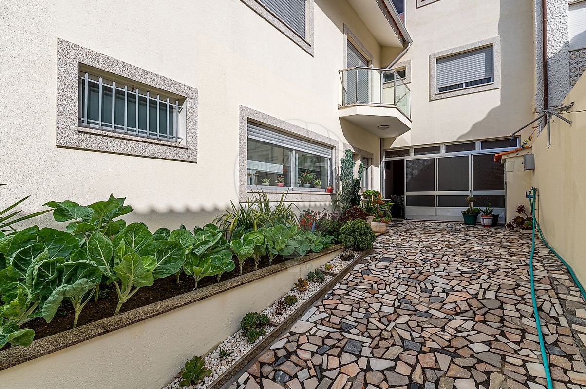 listing 126591004-79 picture-0