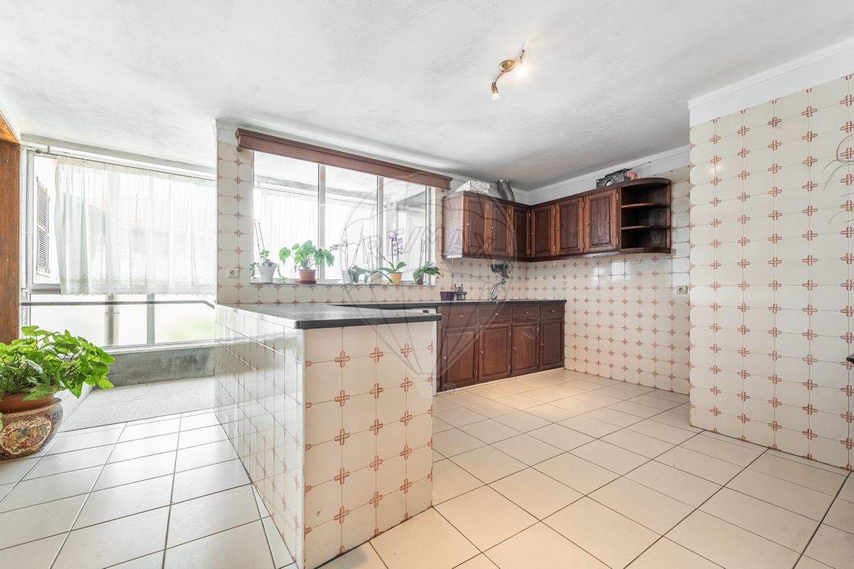 listing 126591004-80 picture-0