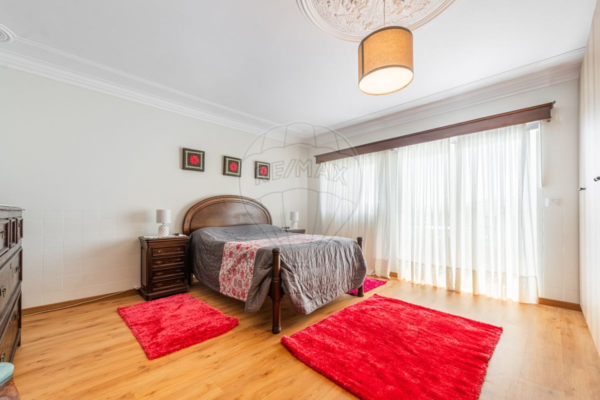 listing 126591004-80 picture-0