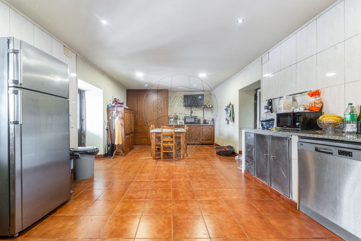 listing 126591004-80 picture-0