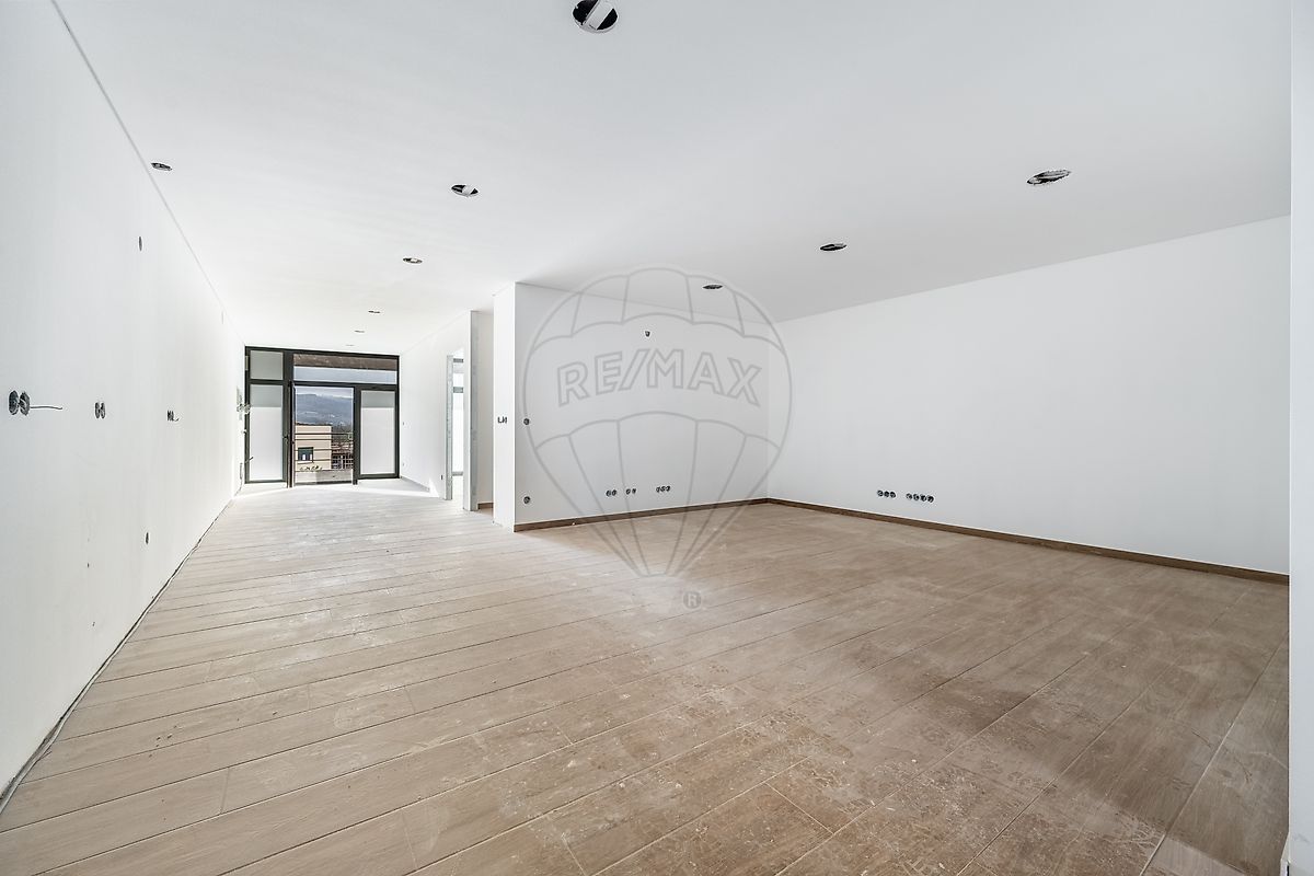 Apartamento T2 à venda em Amares