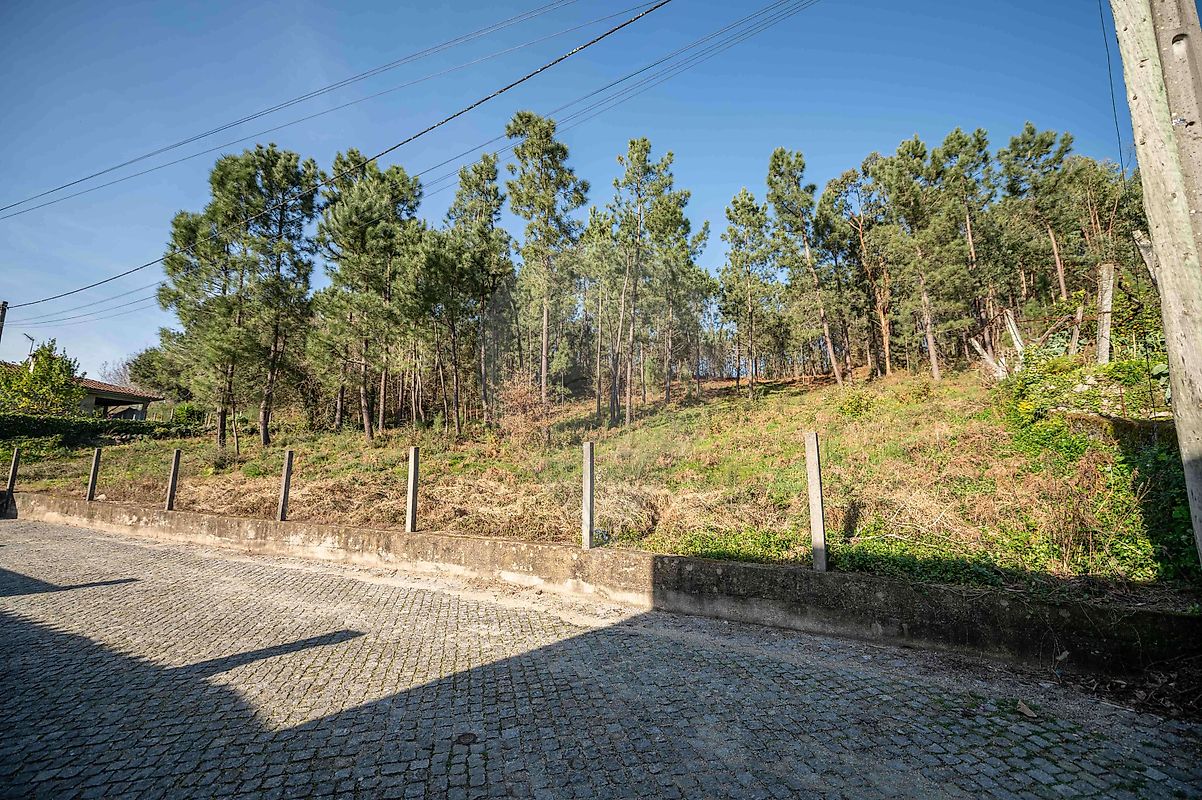 Terreno - Caires, Amares, Braga
