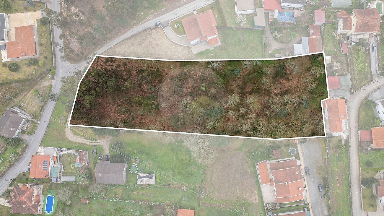 Terreno - Torre e Portela, Amares, Braga