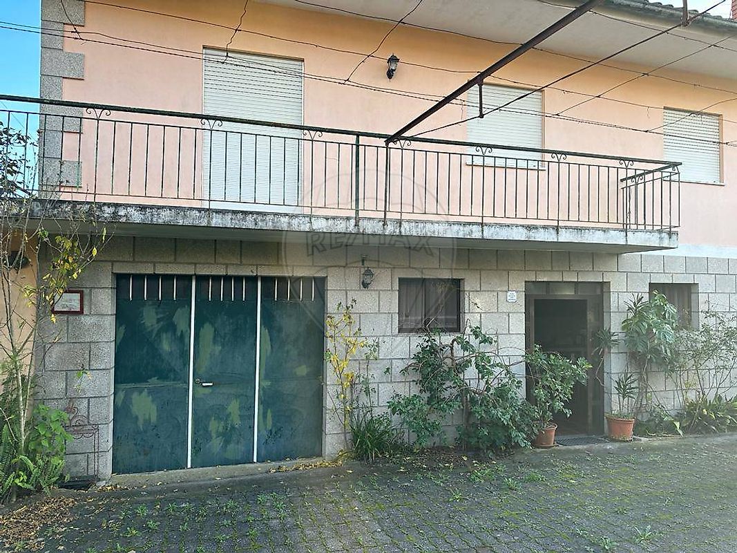 Moradia - Valdosende, Terras de Bouro, Braga
