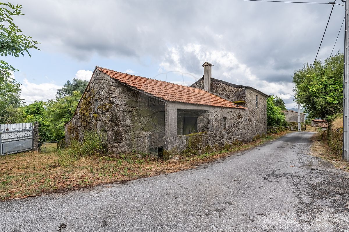 Moradia - Valdreu, Vila Verde, Braga
