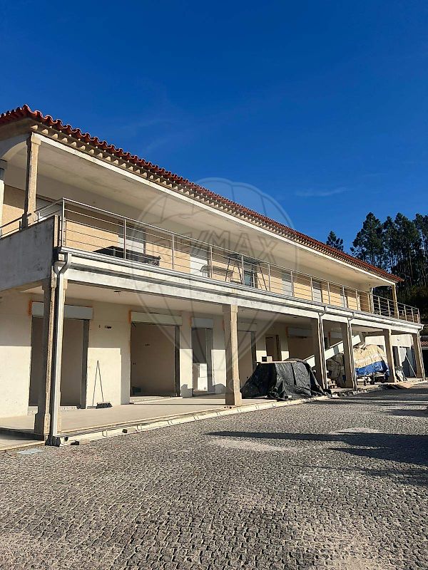 Apartamento T4 à venda em Terras de Bouro