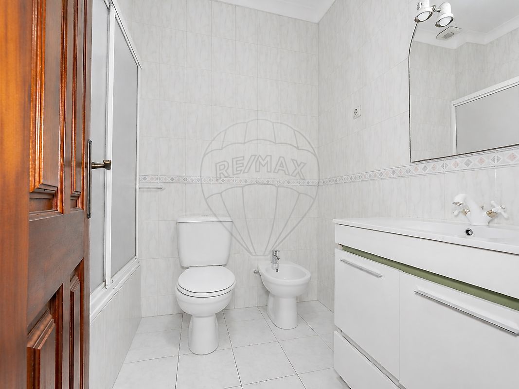 Apartamento T2 à venda em São Pedro de Castelões, Vale de Cambra — foto 2