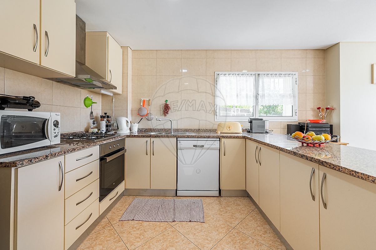 Moradia T3 à venda em Ferreiros, Prozelo e Besteiros, €359.900