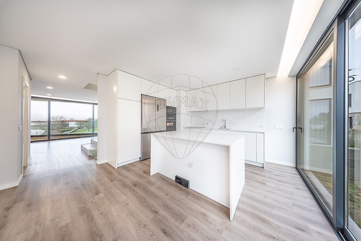Moradia T3 à venda em Porto