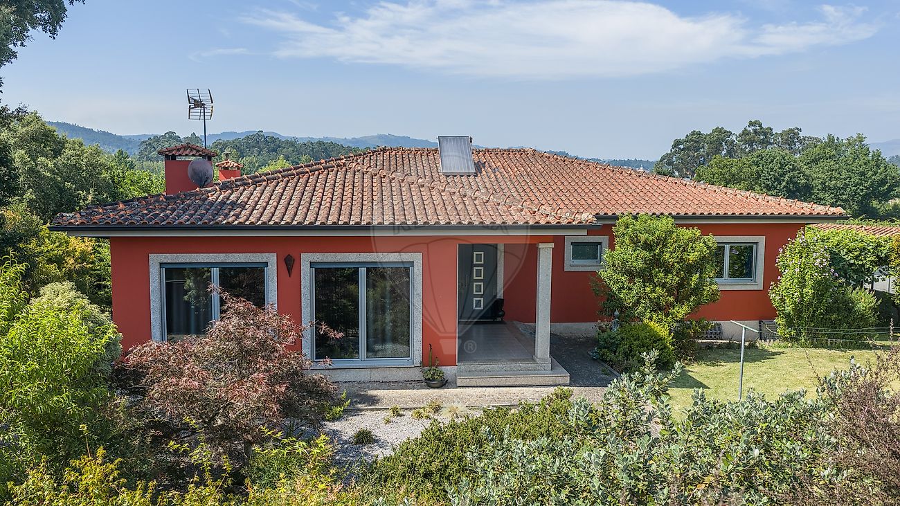 Apartamento T4 à venda em Vila Verde