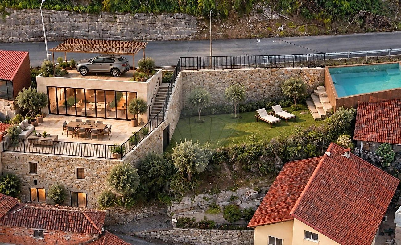 Moradia T2 à venda em Parada de Bouro, €595.000
