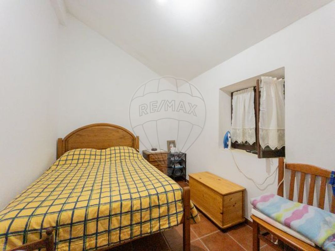 listing 126621083-3 picture-0