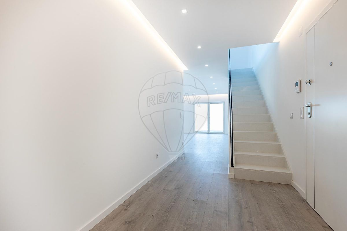 listing 126621006-194 picture-0