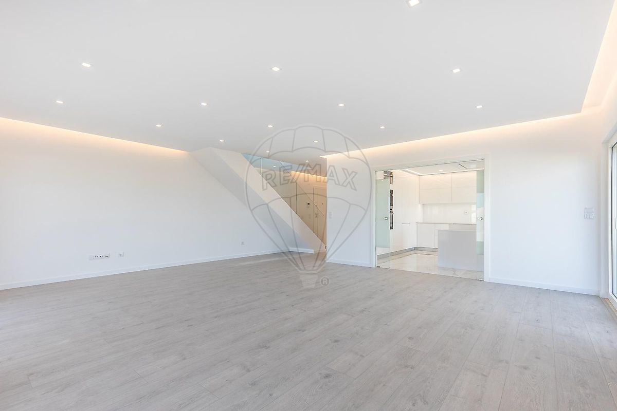 listing 126621006-194 picture-0
