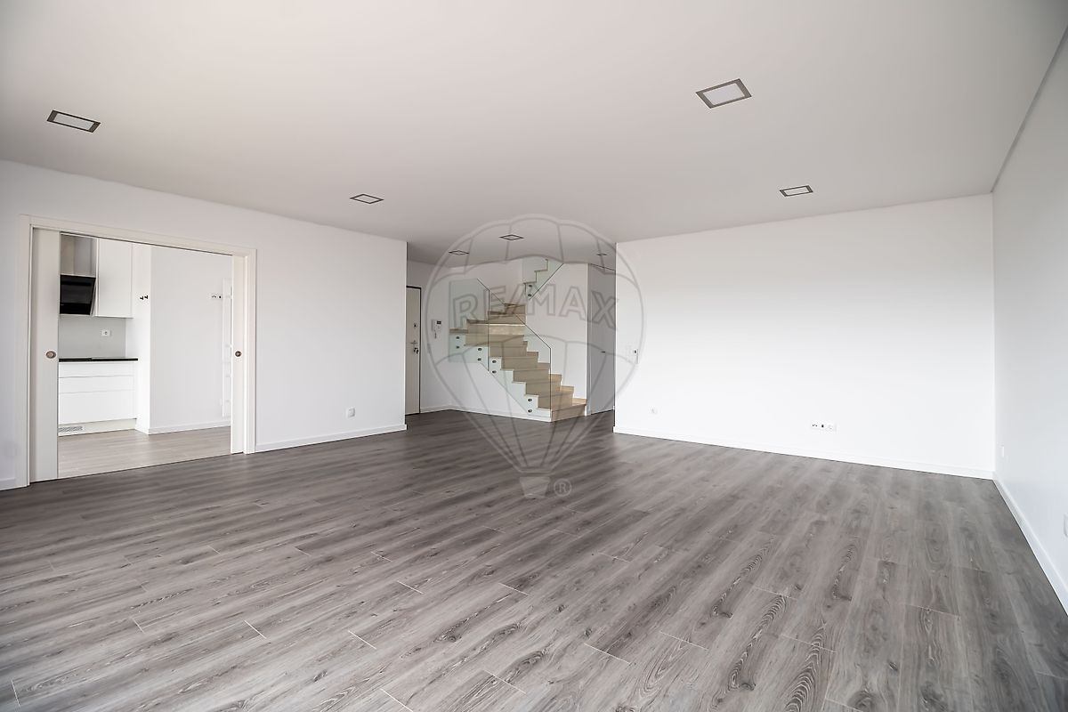 listing 126621061-17 picture-0