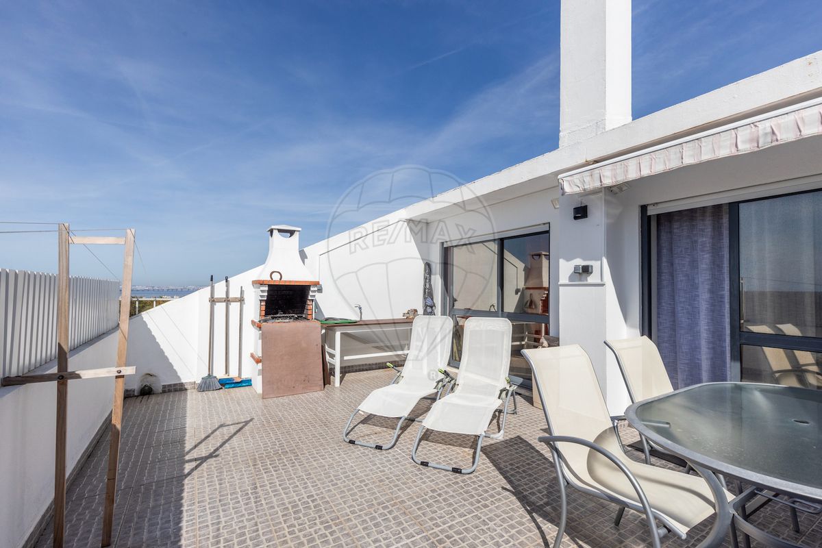 listing 126621008-18 picture-0