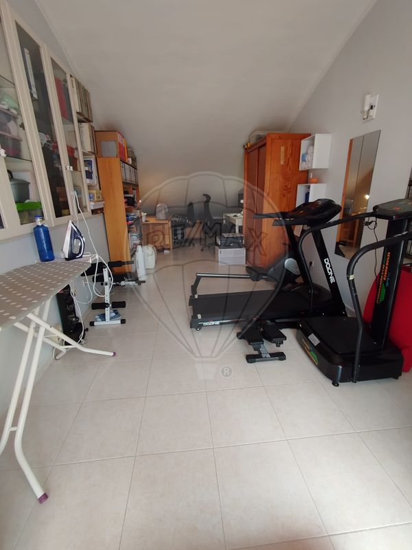 listing 126621008-18 picture-0