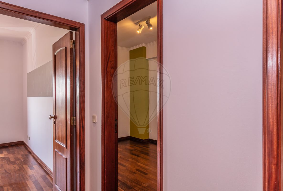 listing 126621005-1 picture-0