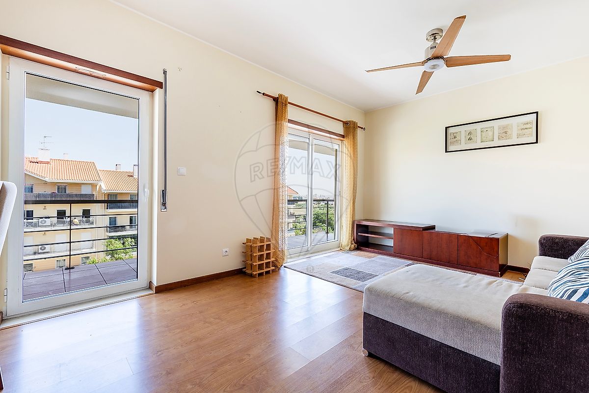 Apartamento T2 à venda em Odivelas
