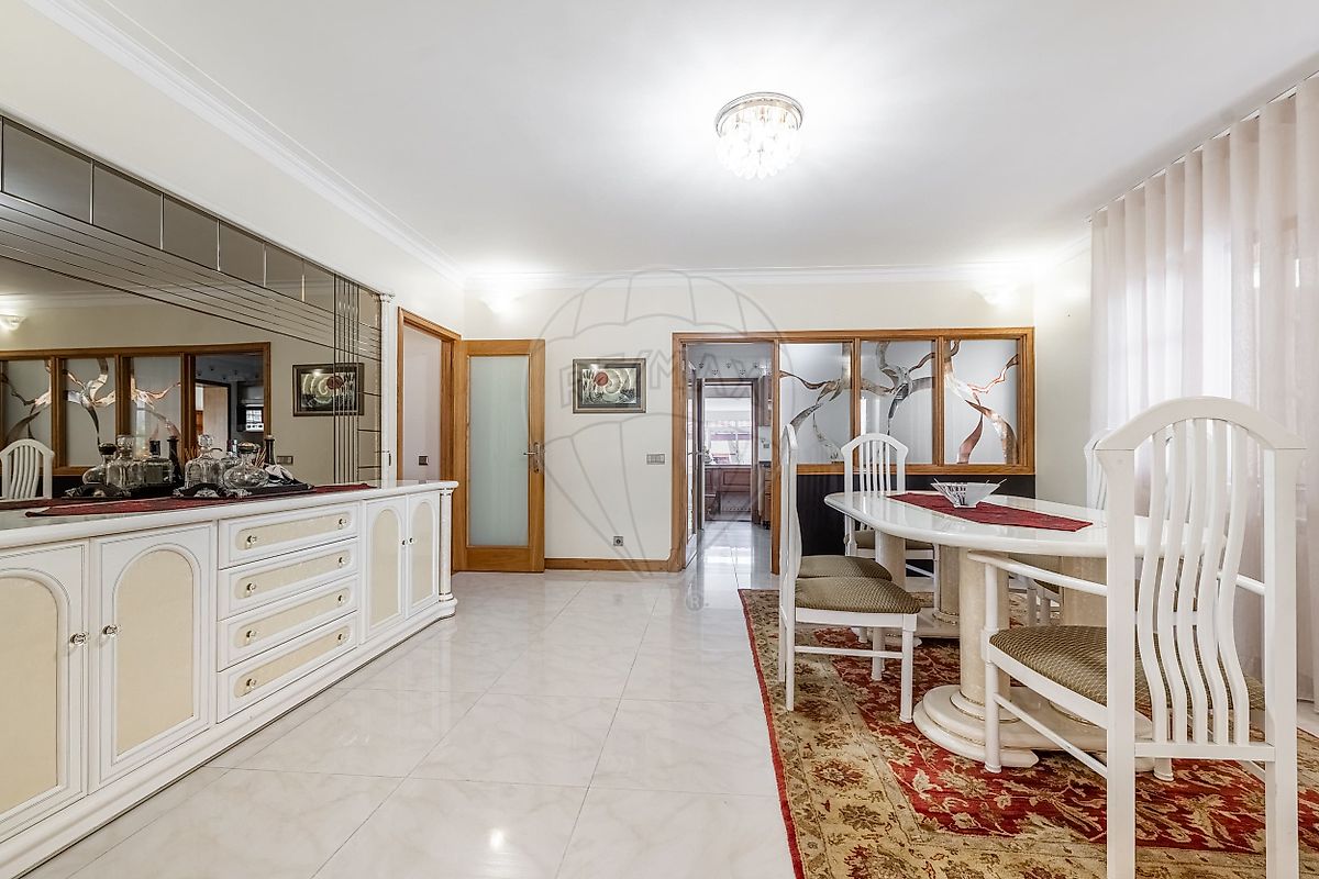 listing 126631002-47 picture-0