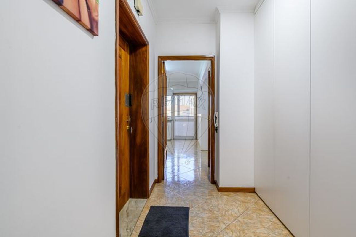 listing 126631036-16 picture-0