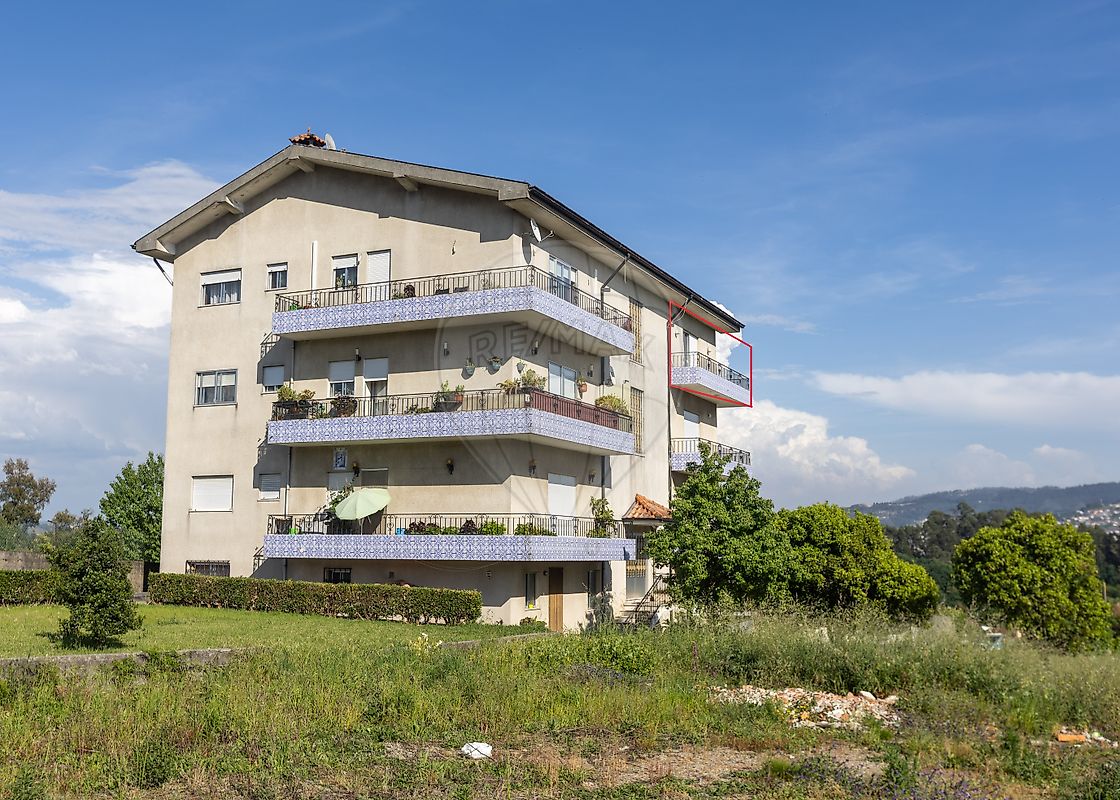 Apartamento T2 à venda em Santo Tirso