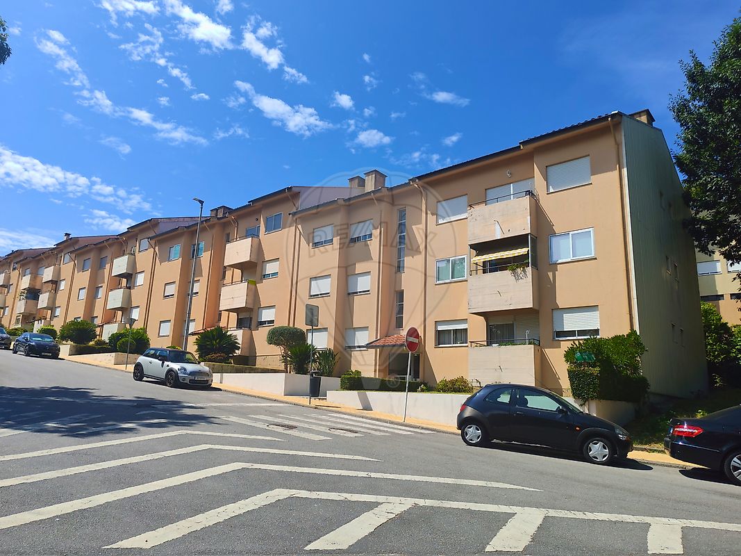 Apartamento T3 à venda em Guimarães
