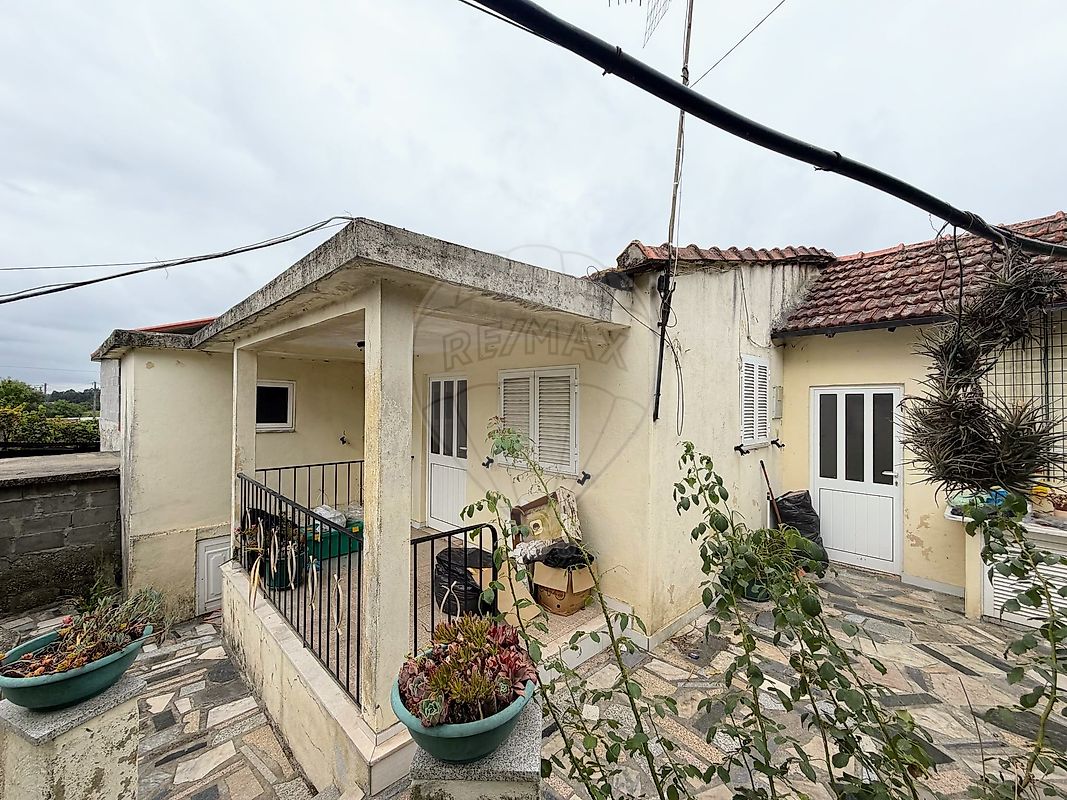 Apartamento T2 à venda em Vila Nova de Famalicão