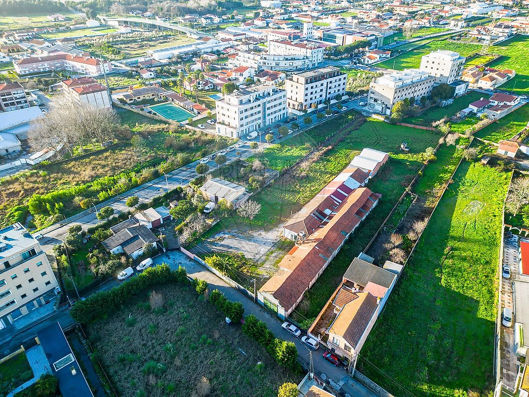 Terreno à venda em Ovar